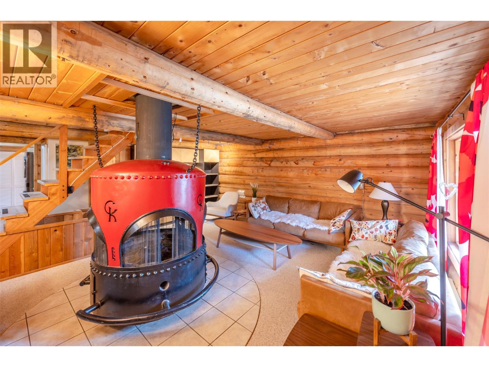 121 The Circle Property Photo 12
