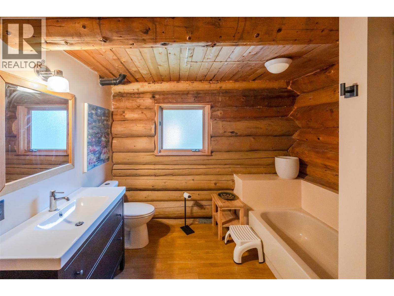 121 The Circle Property Photo 14
