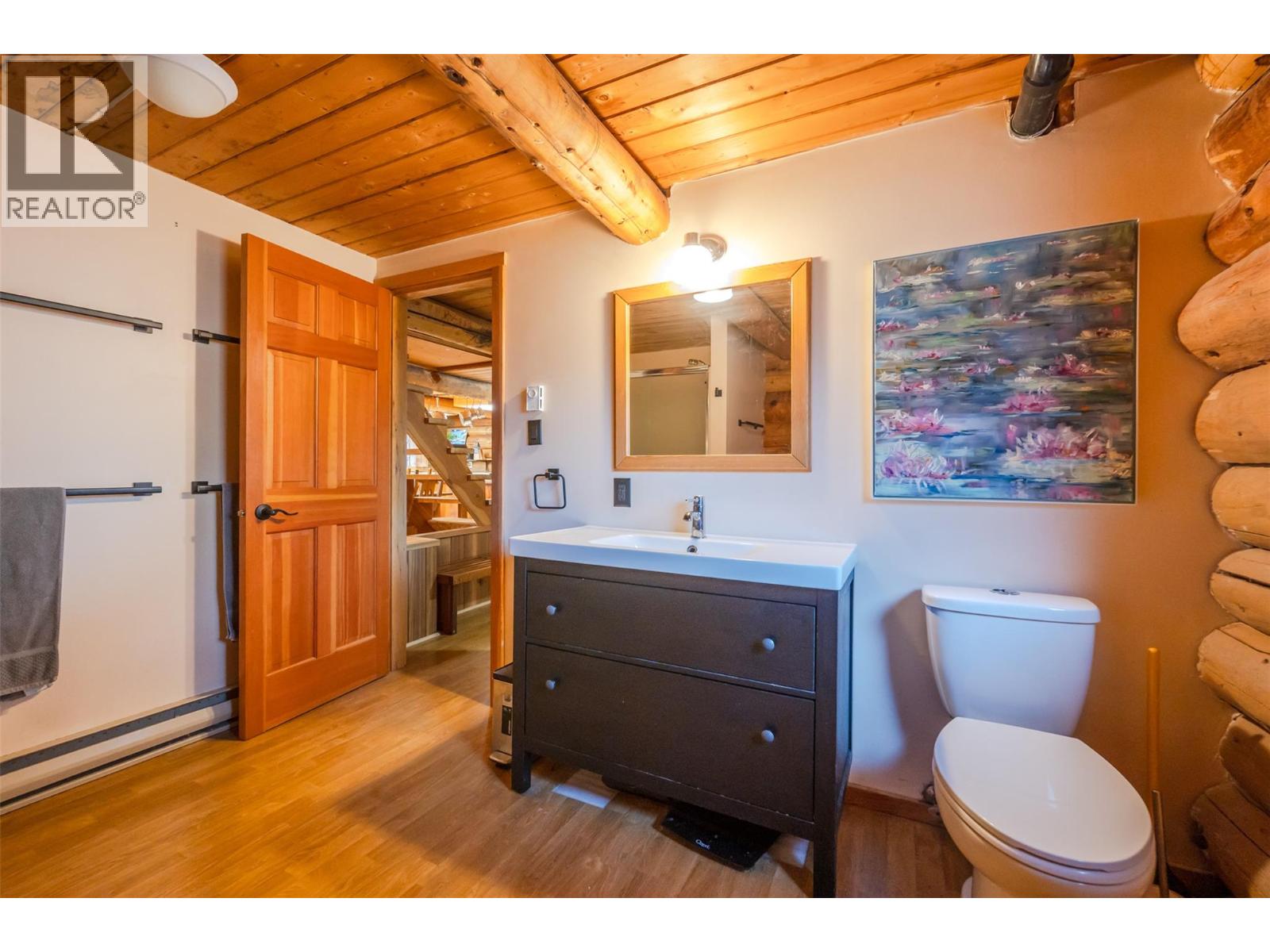 121 The Circle Property Photo 16