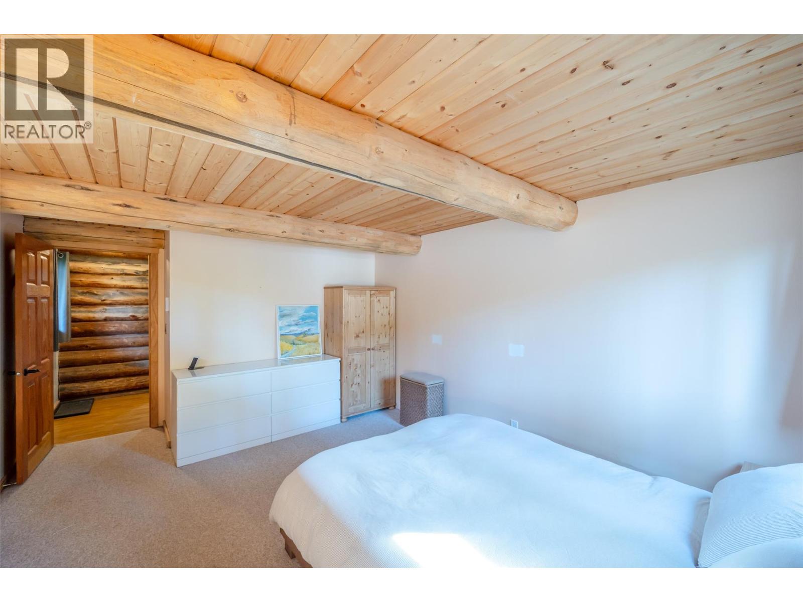 121 The Circle Property Photo 20