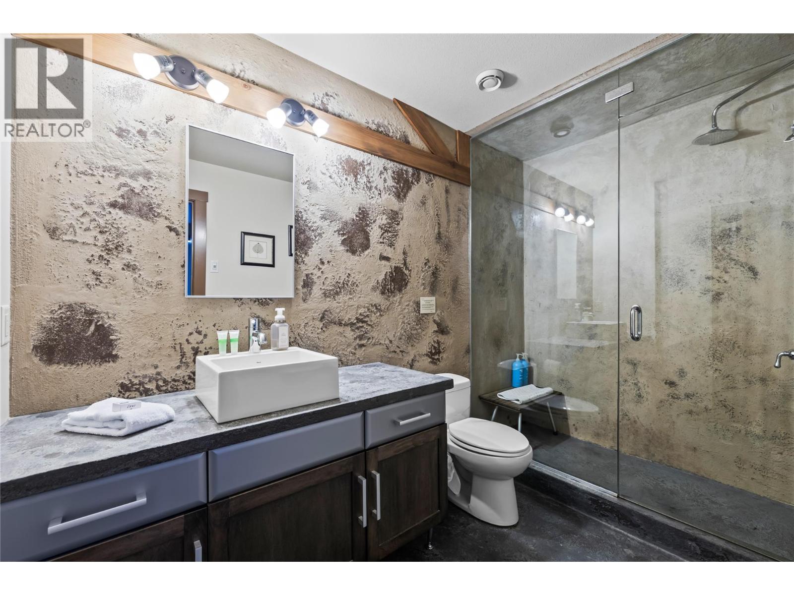5085 Snowbird Way Unit# 101 Property Photo 19