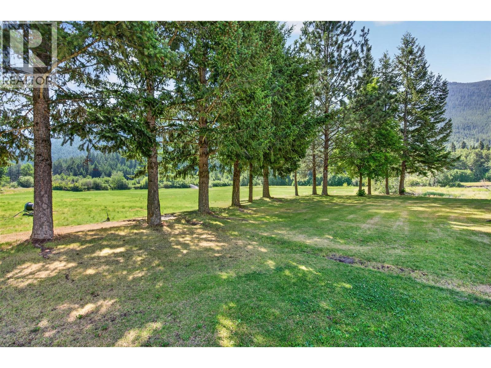 4325 Highway 97 Highway Property Photo 31
