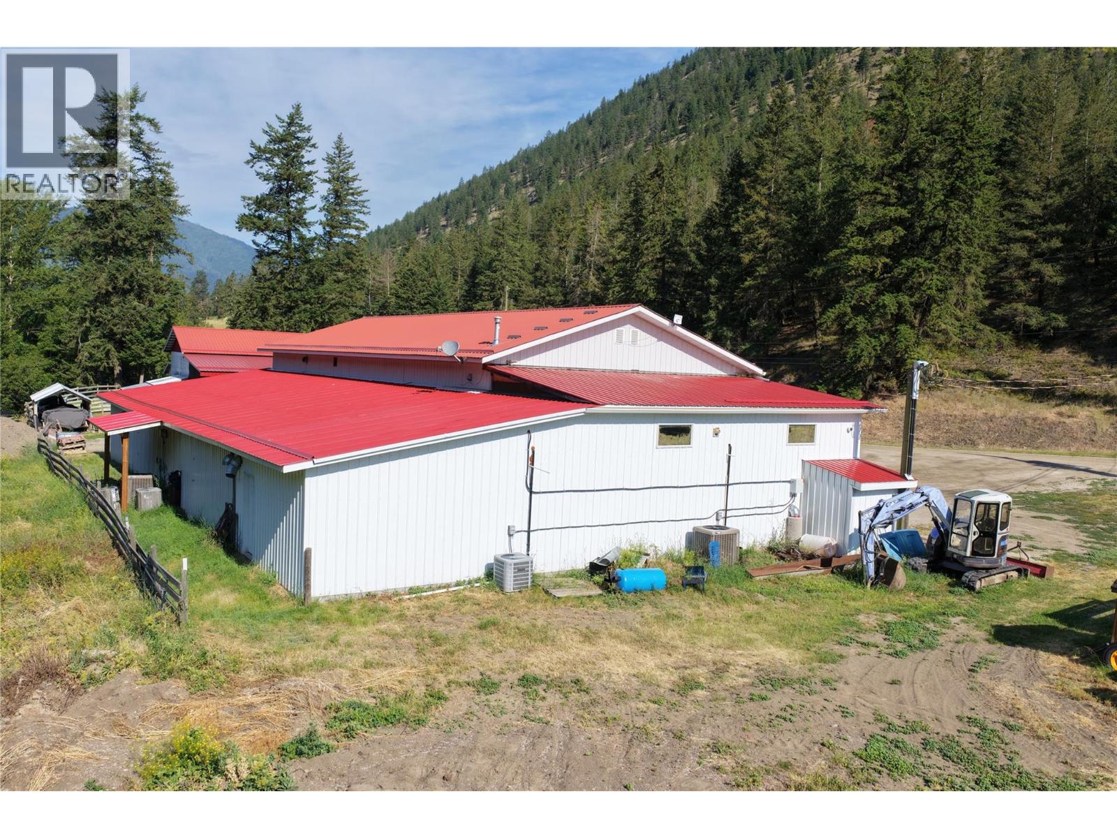 4325 Highway 97 Highway Property Photo 40
