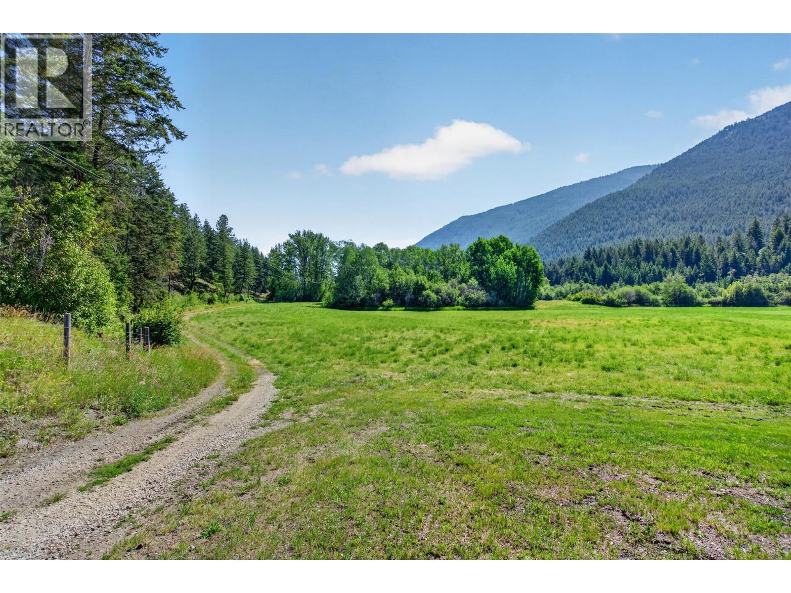 4325 Highway 97 Highway Property Photo 41