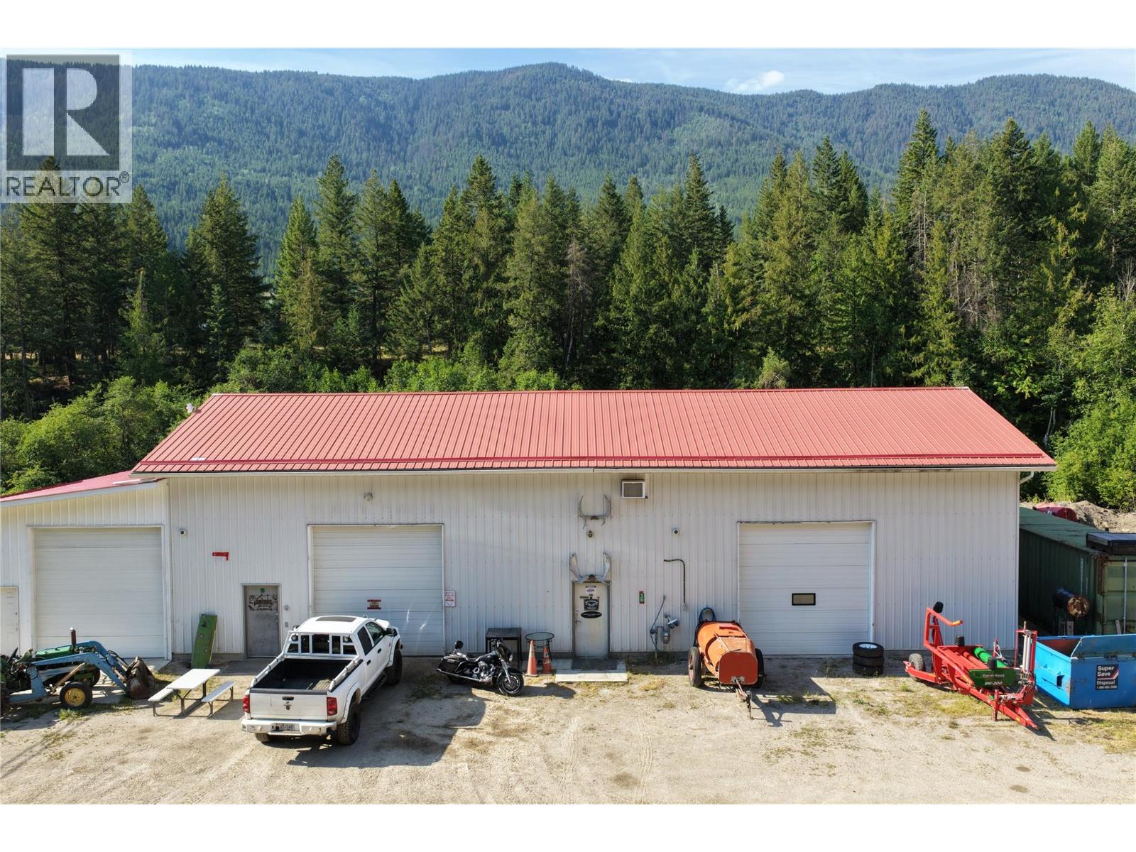 4325 Highway 97 Highway Property Photo 53