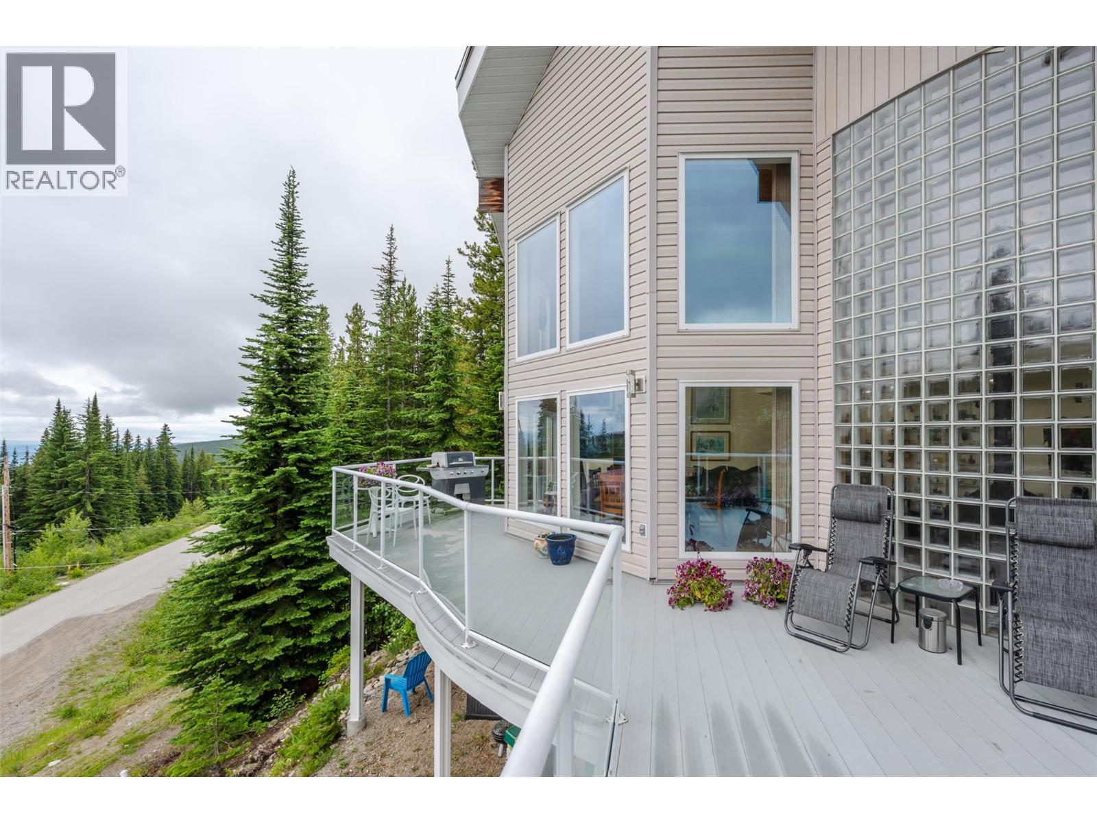 200 Cougar Road Property Photo 22