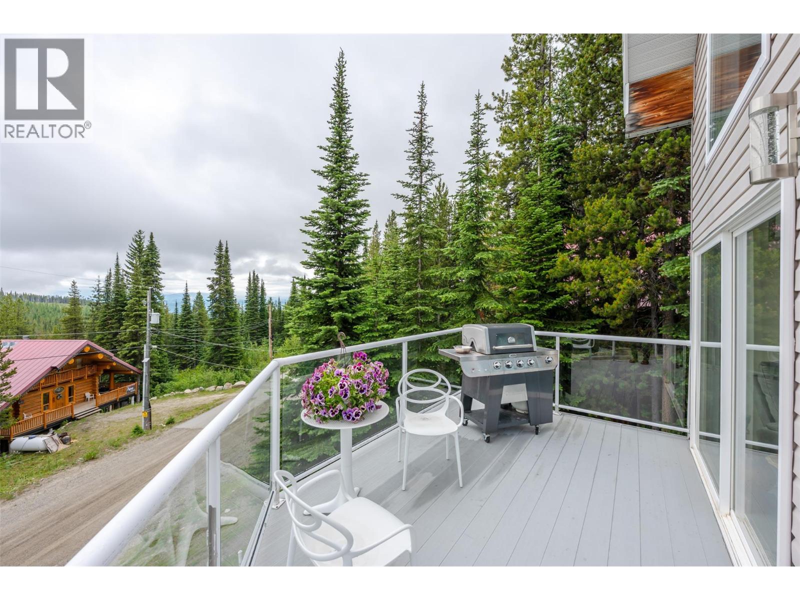 200 Cougar Road Property Photo 23
