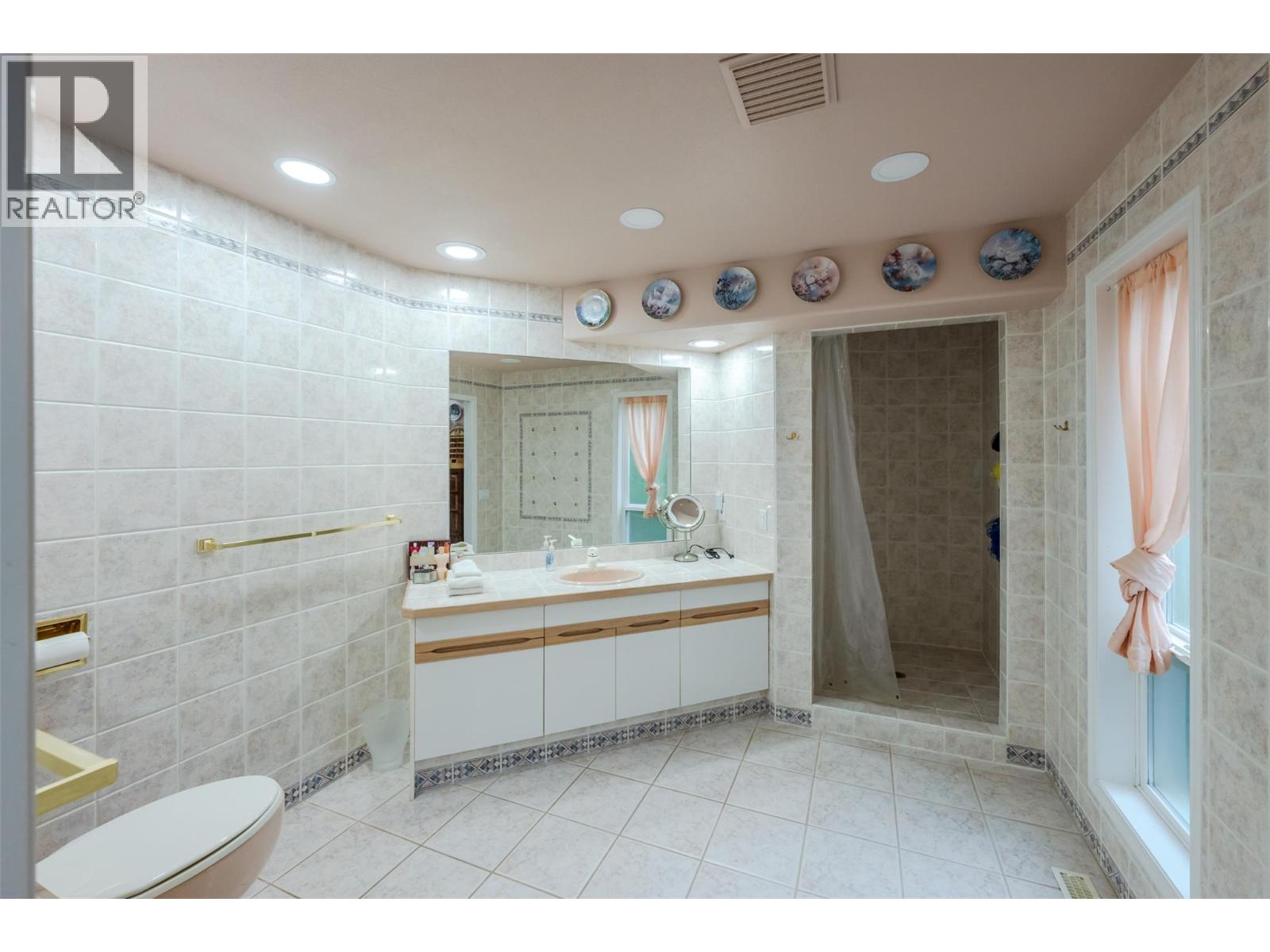 200 Cougar Road Property Photo 45