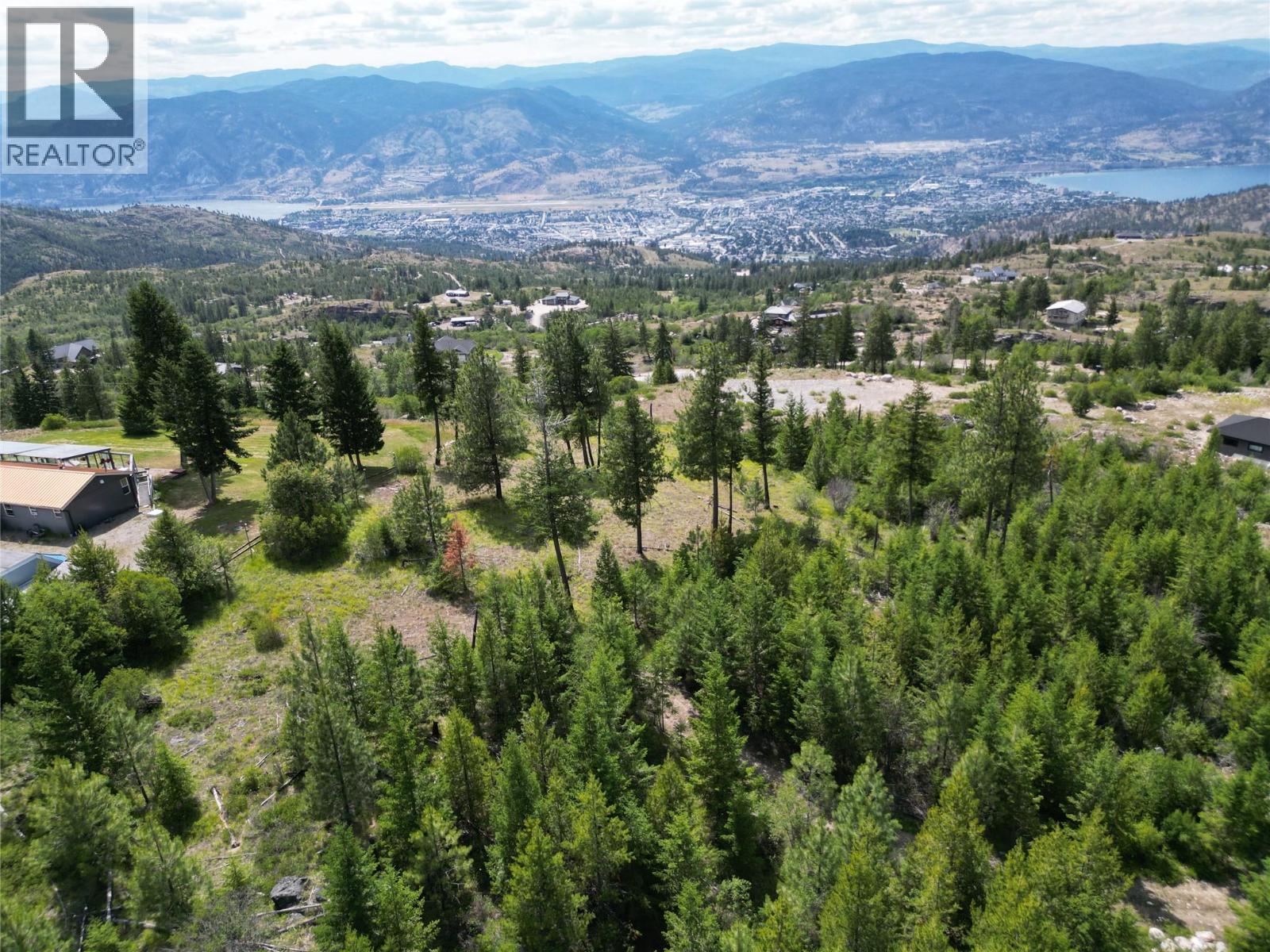 3011 Carmi Road Property Photo 4