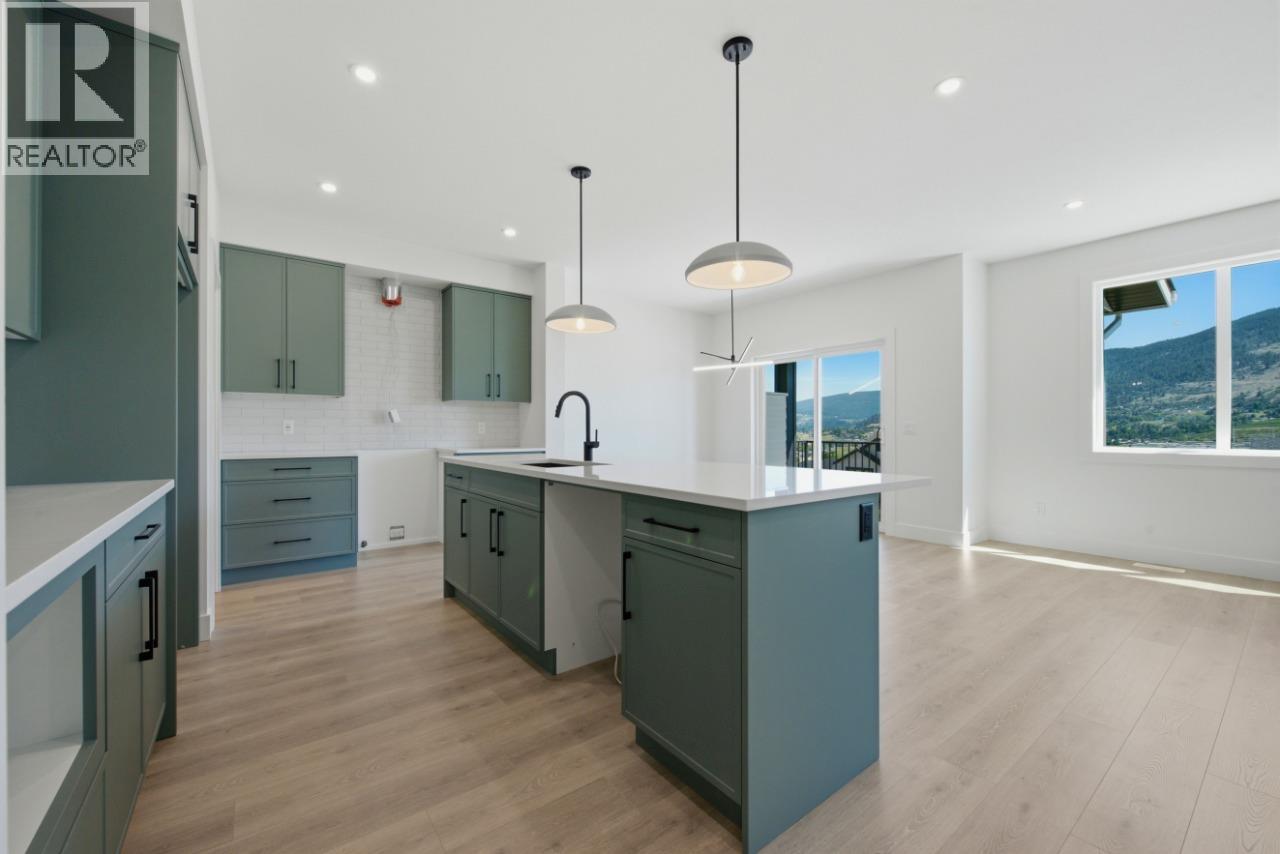 377 Arrowleaf Rise Property Photo 5