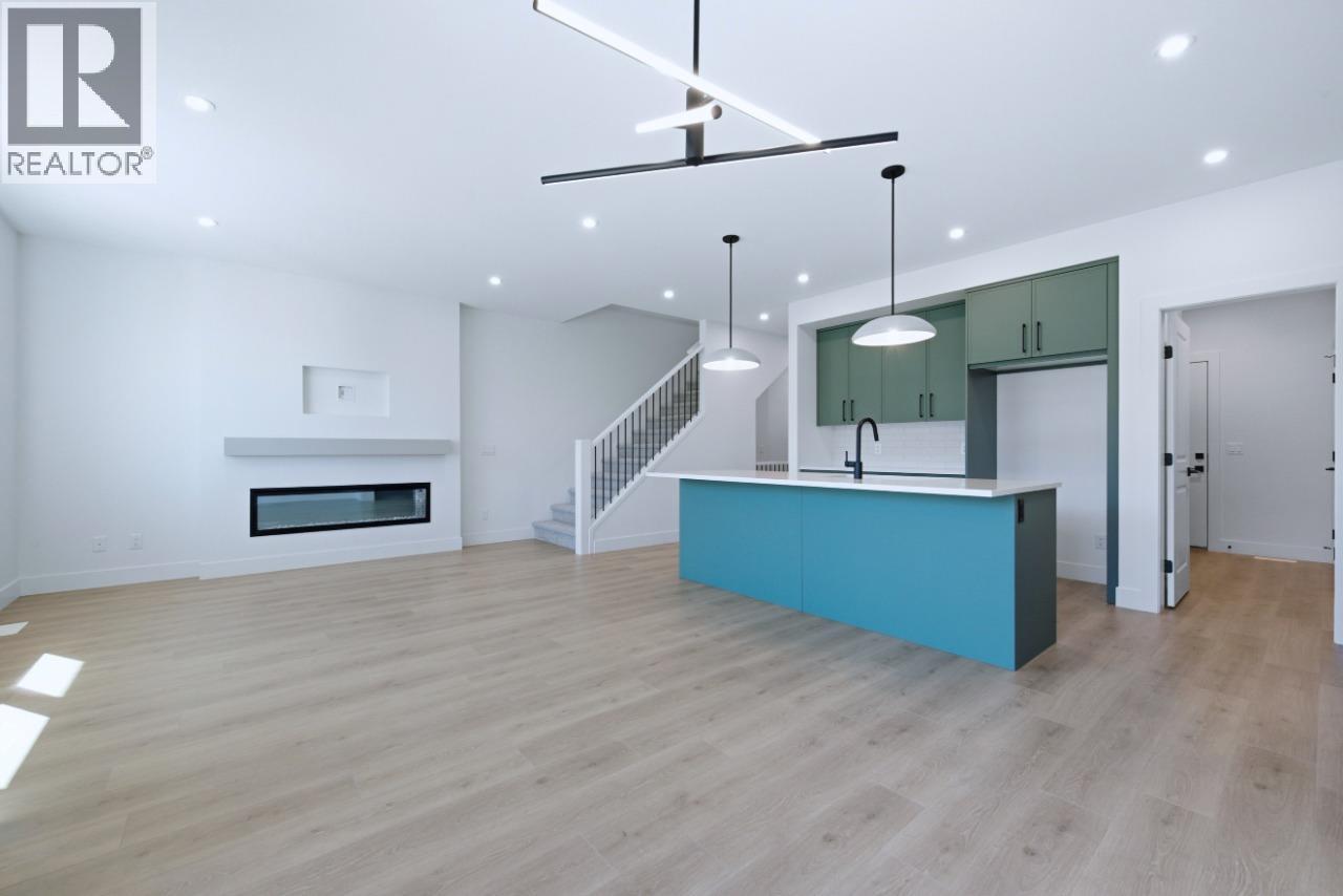 377 Arrowleaf Rise Property Photo 12