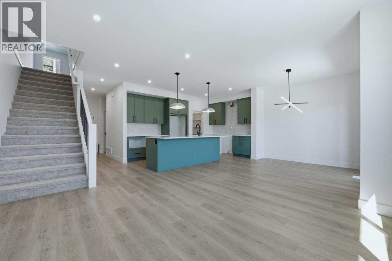 377 Arrowleaf Rise Property Photo 15