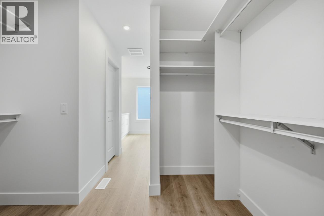 377 Arrowleaf Rise Property Photo 24