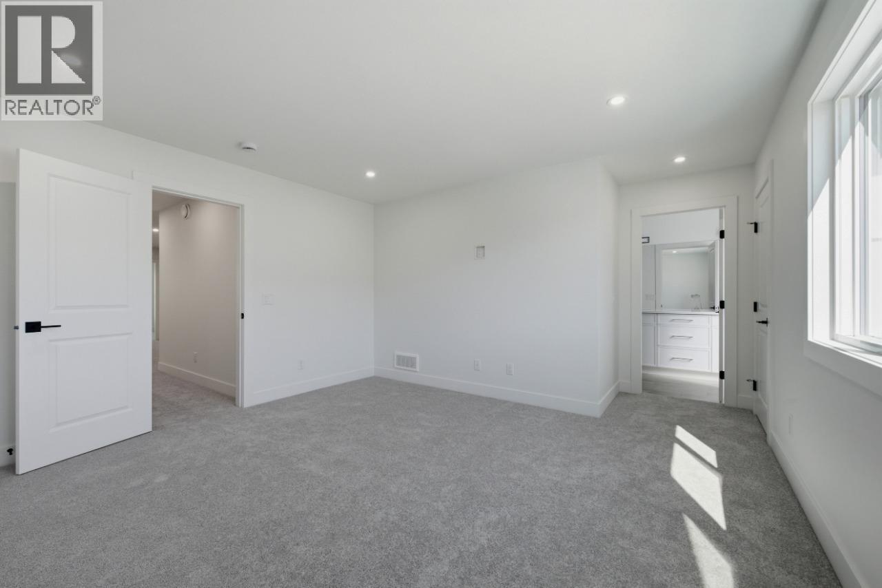 377 Arrowleaf Rise Property Photo 29