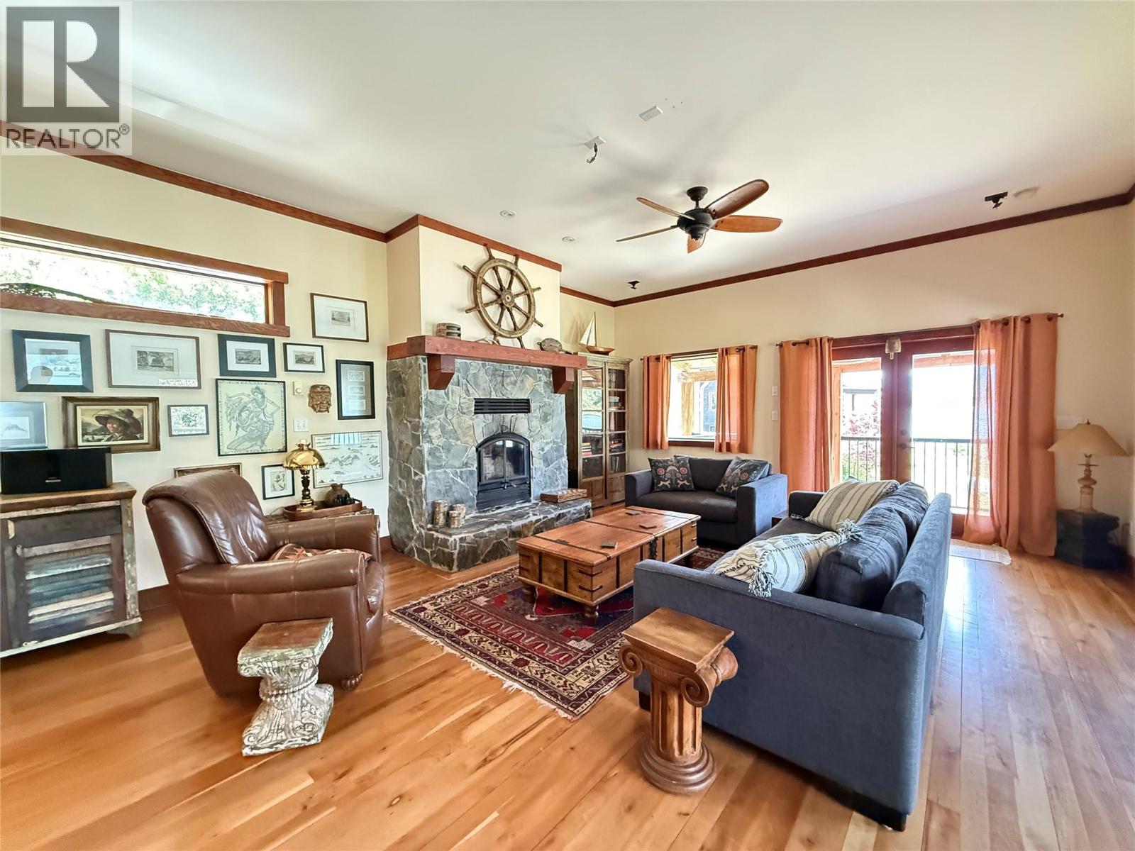 113 Kootenay Lake Road Property Photo 15