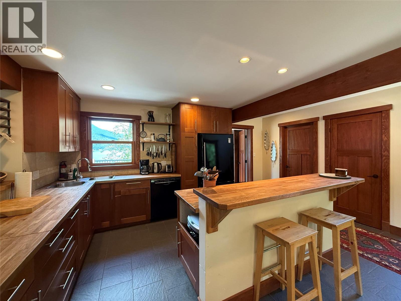 113 Kootenay Lake Road Property Photo 28