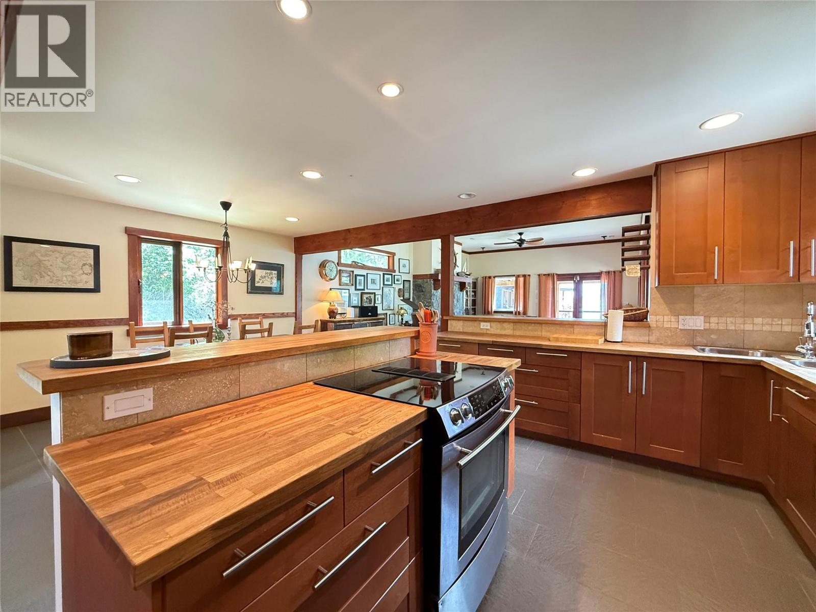 113 Kootenay Lake Road Property Photo 29