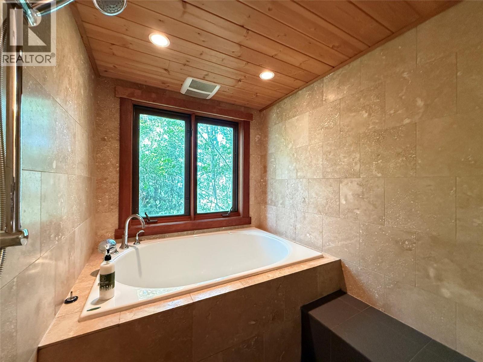 113 Kootenay Lake Road Property Photo 35