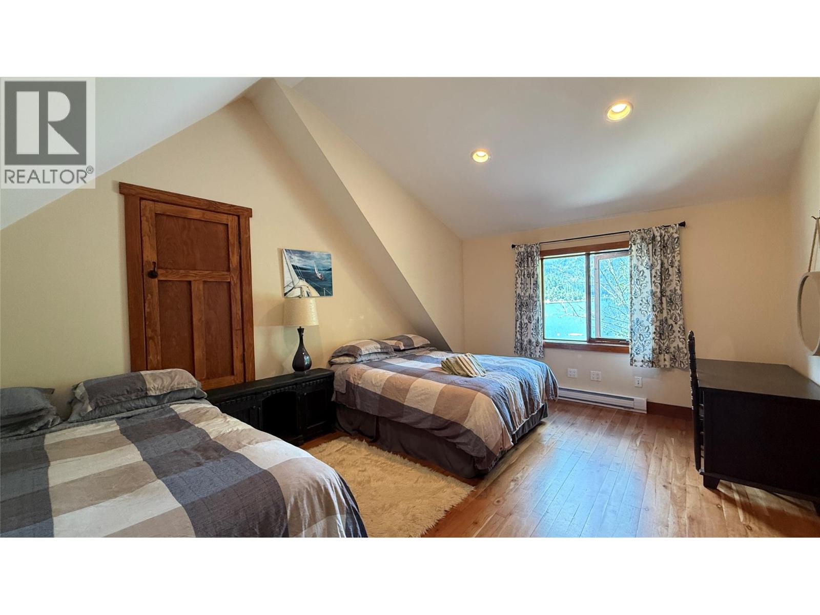 113 Kootenay Lake Road Property Photo 38