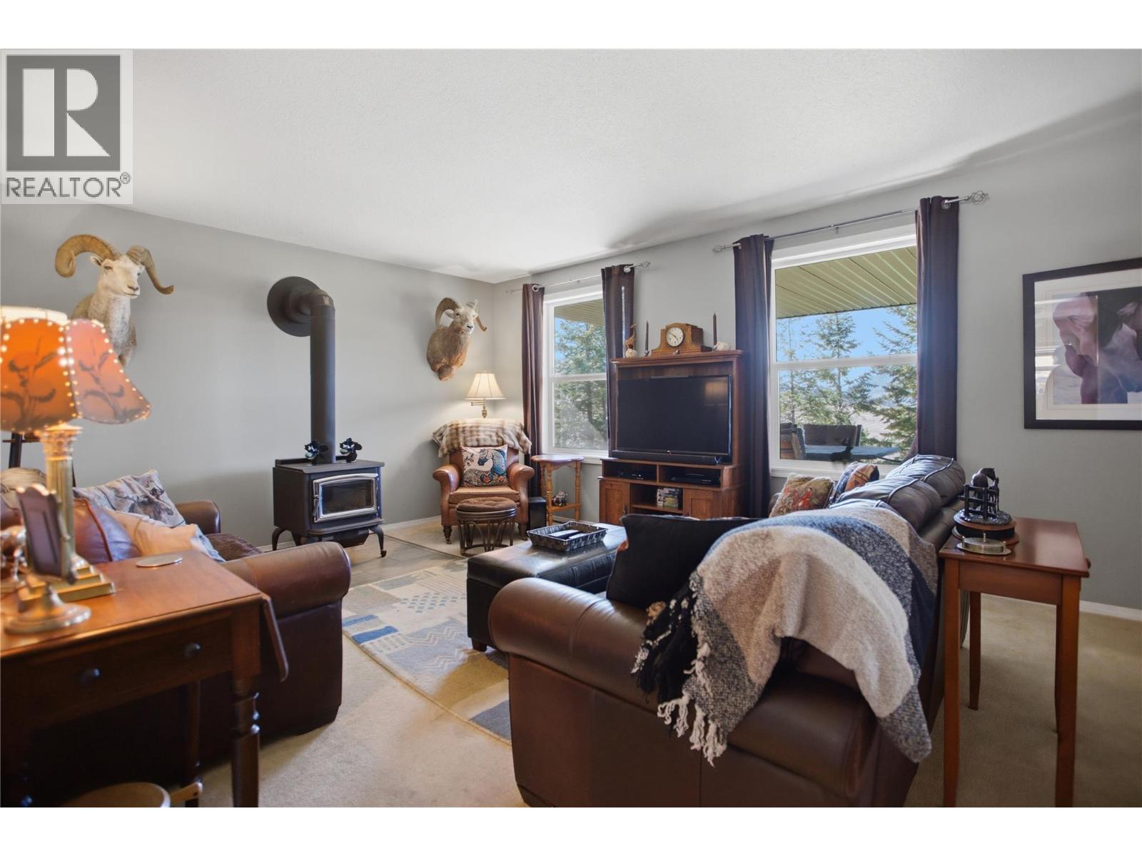 4205 Kristianson Road Property Photo 28