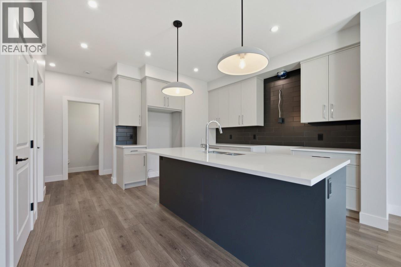 373 Arrowleaf Rise Property Photo 11