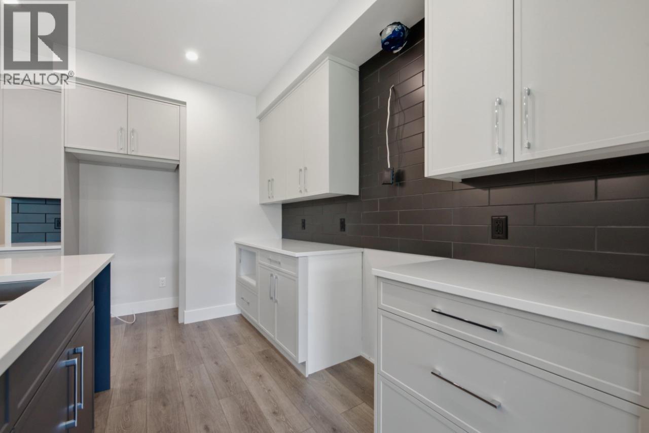 373 Arrowleaf Rise Property Photo 14