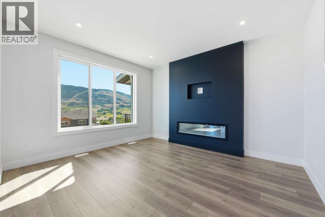 373 Arrowleaf Rise Property Photo 17