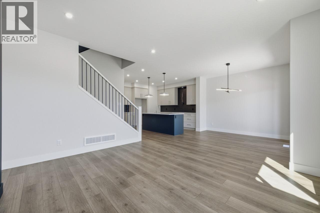 373 Arrowleaf Rise Property Photo 22