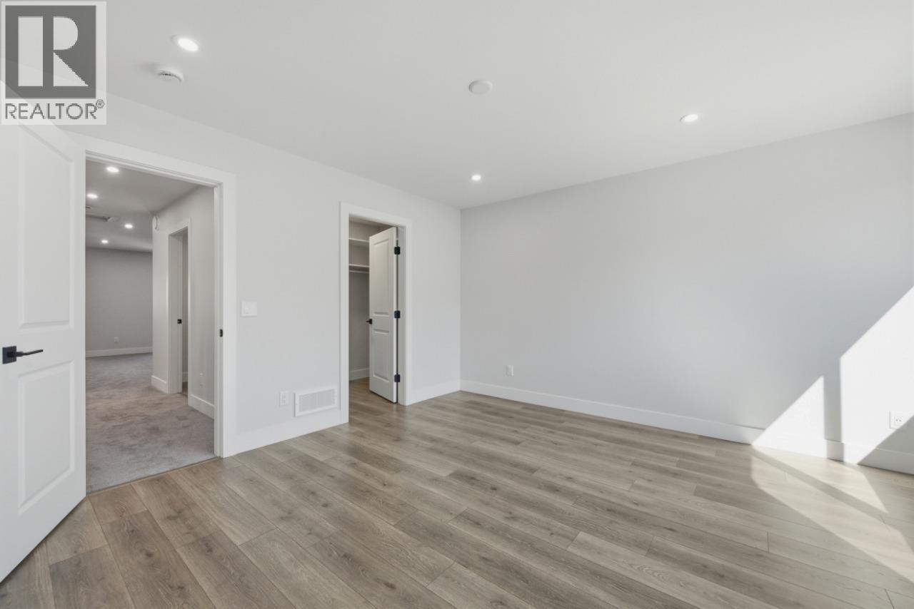 373 Arrowleaf Rise Property Photo 28