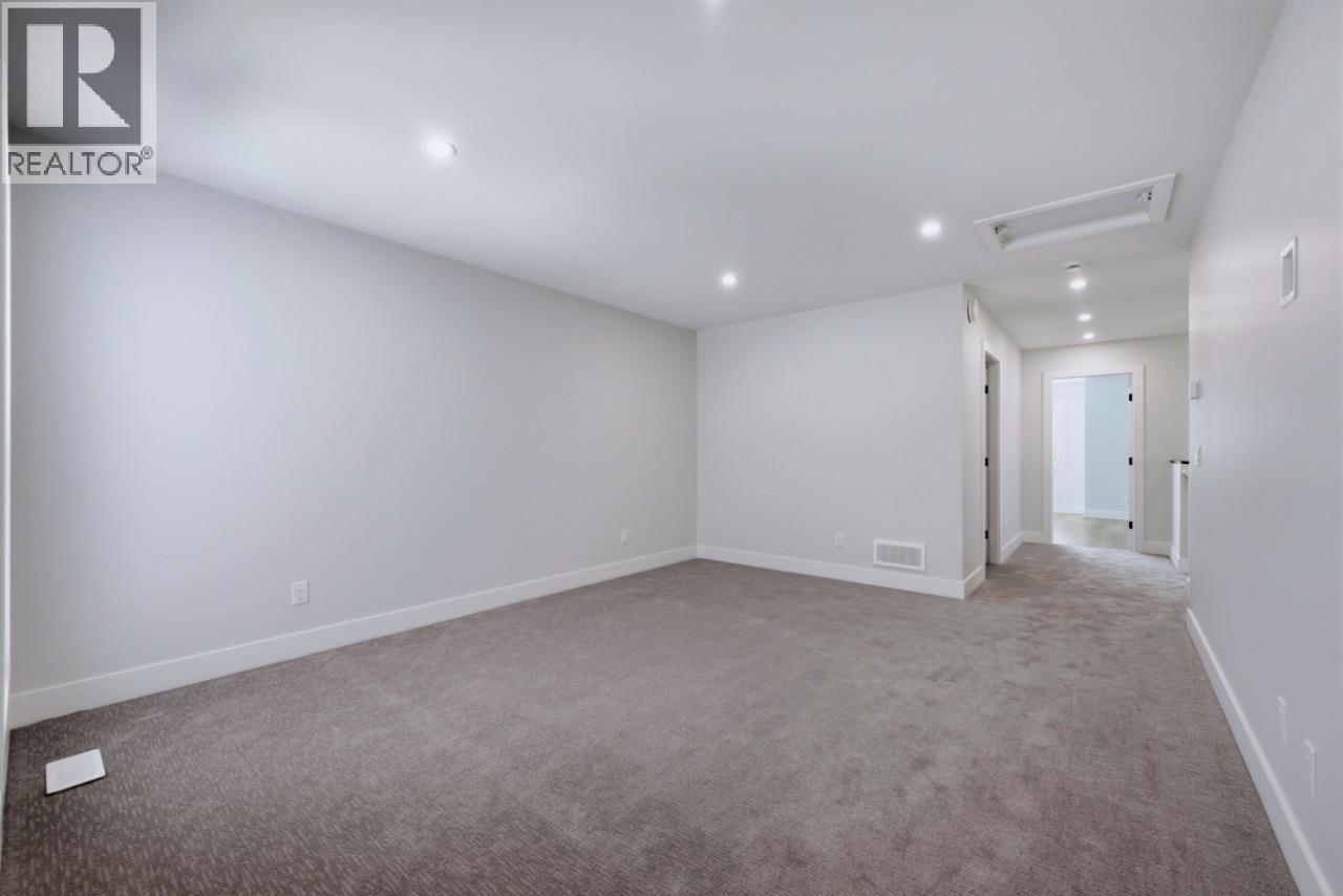 373 Arrowleaf Rise Property Photo 32