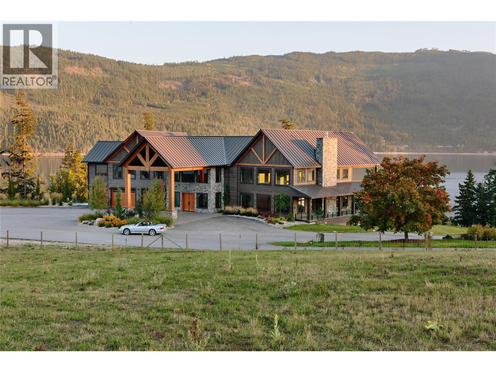 6525 Worrall Road Property Photo 37