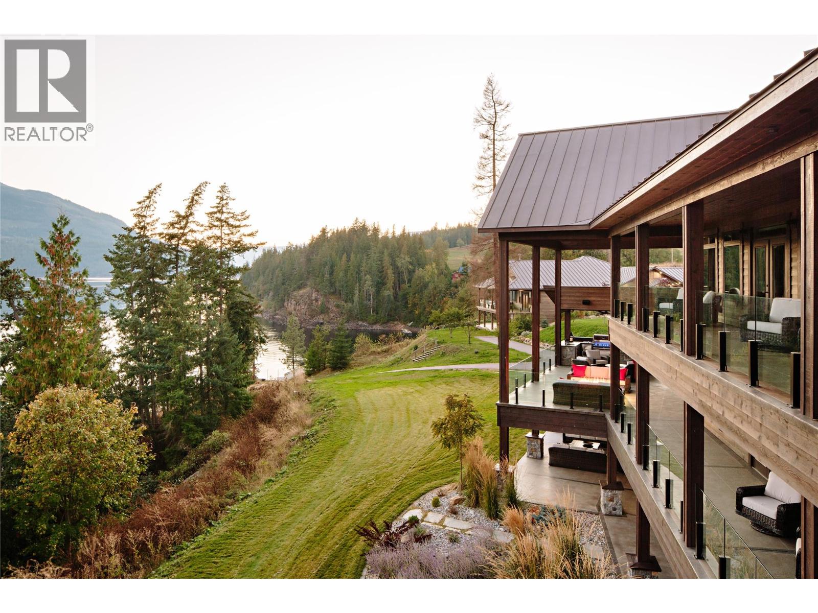 6525 Worrall Road Property Photo 45