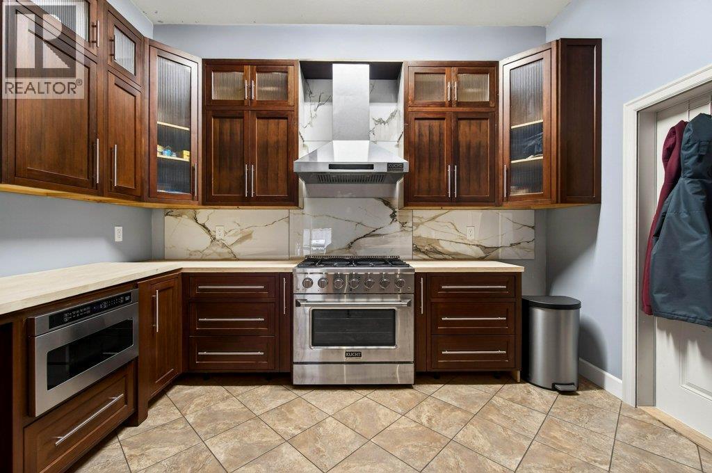 1 Wolfe Street Property Photo 8