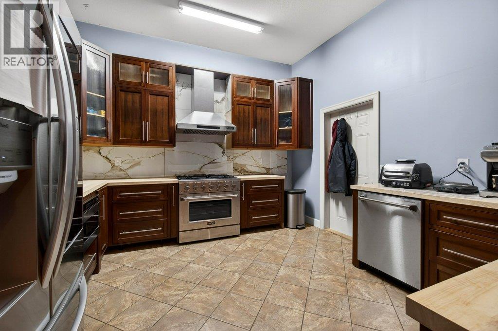 1 Wolfe Street Property Photo 10