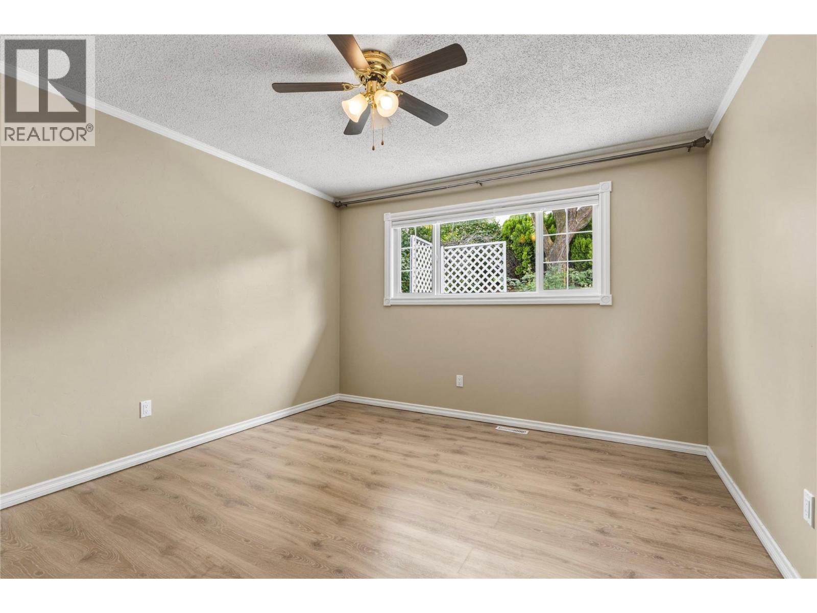 6864 Bryden Road Property Photo 24