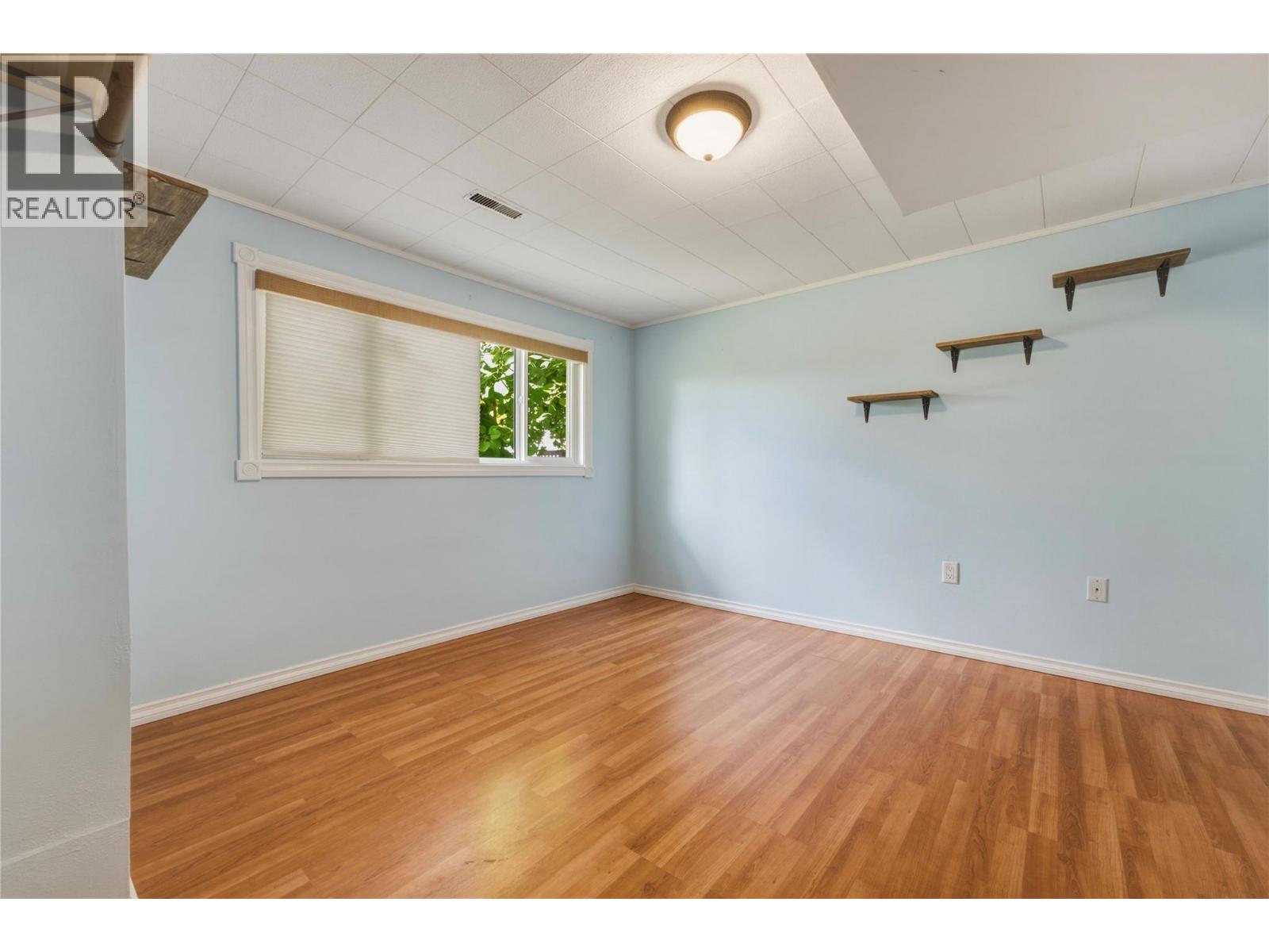 6864 Bryden Road Property Photo 38