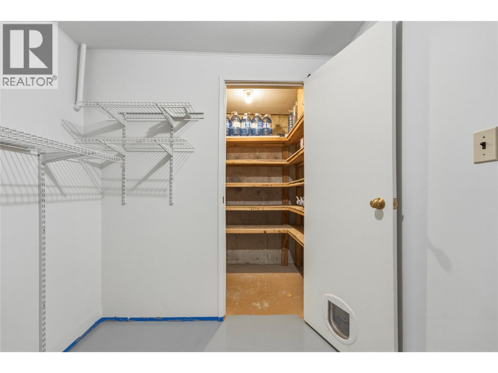 6864 Bryden Road Property Photo 46