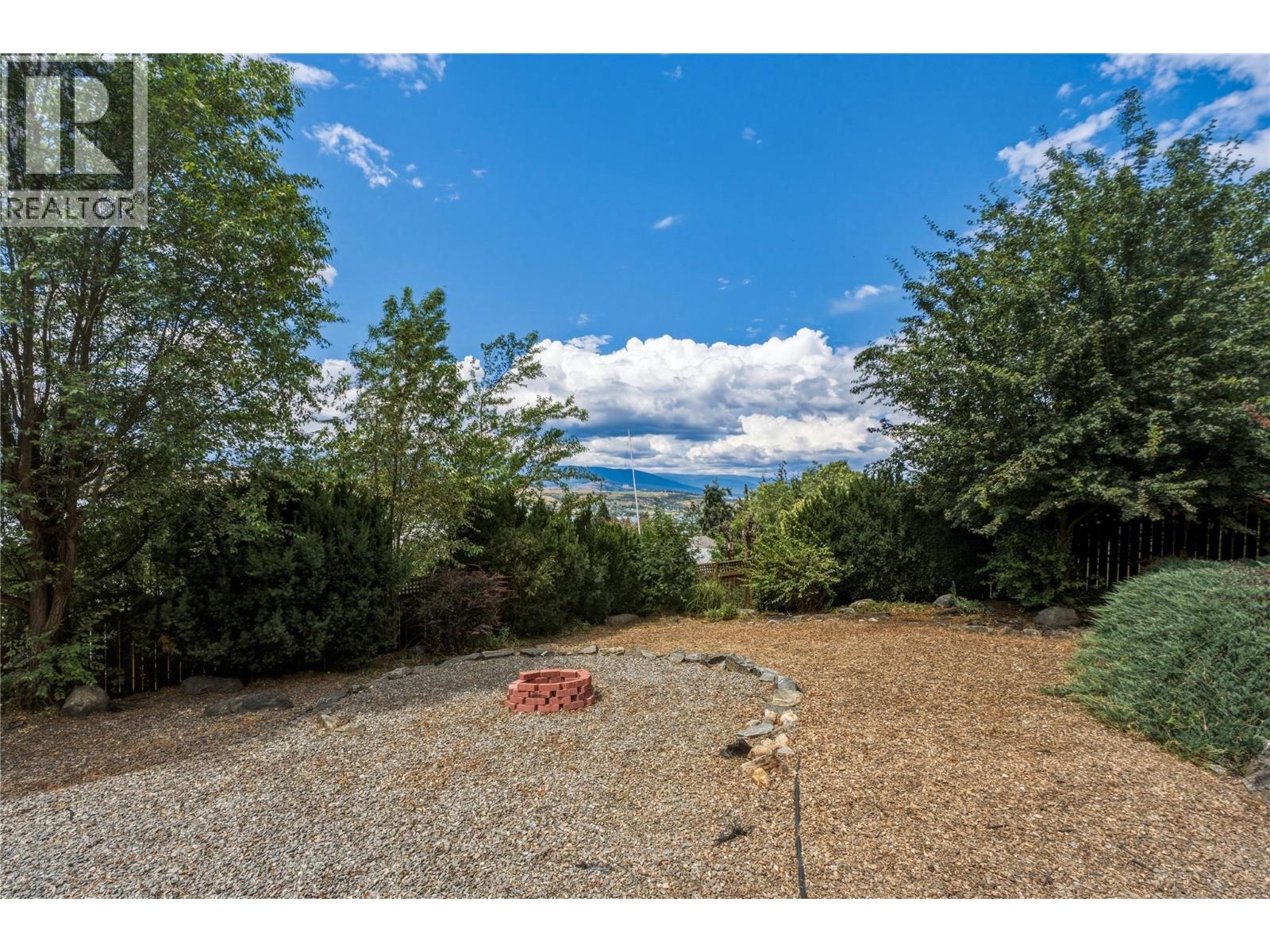 6864 Bryden Road Property Photo 60