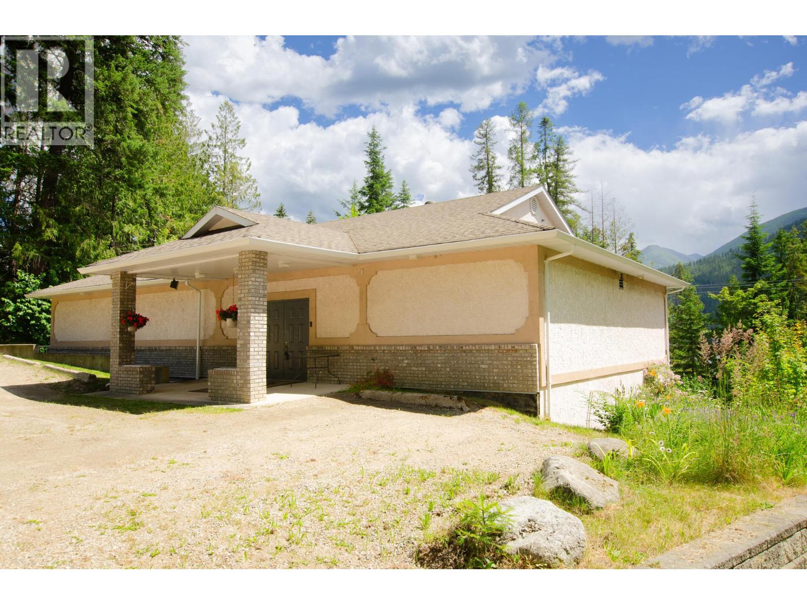 5648 Longbeach Road Property Photo 62
