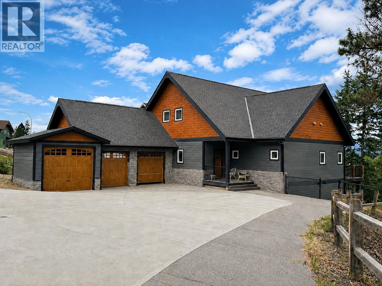 1511 Mount Royal Ridge Property Photo 1