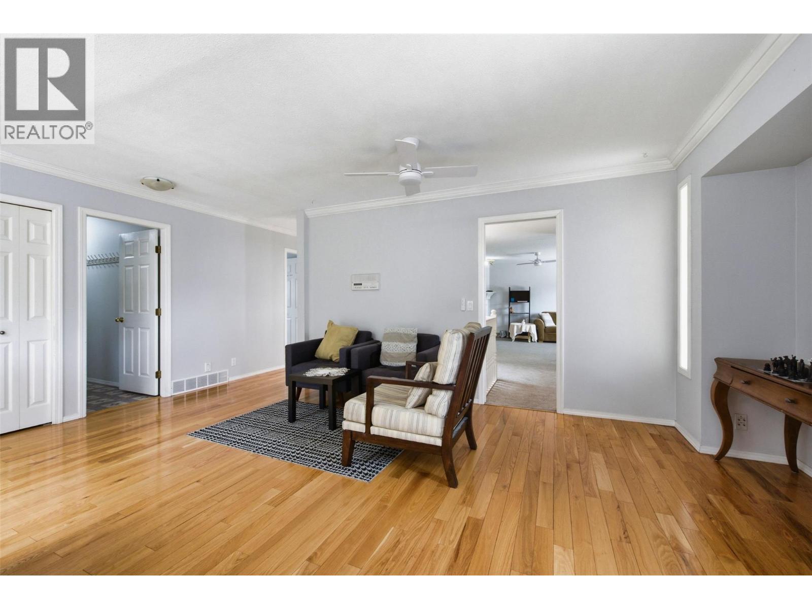 417 Wigglesworth Crescent Property Photo 22