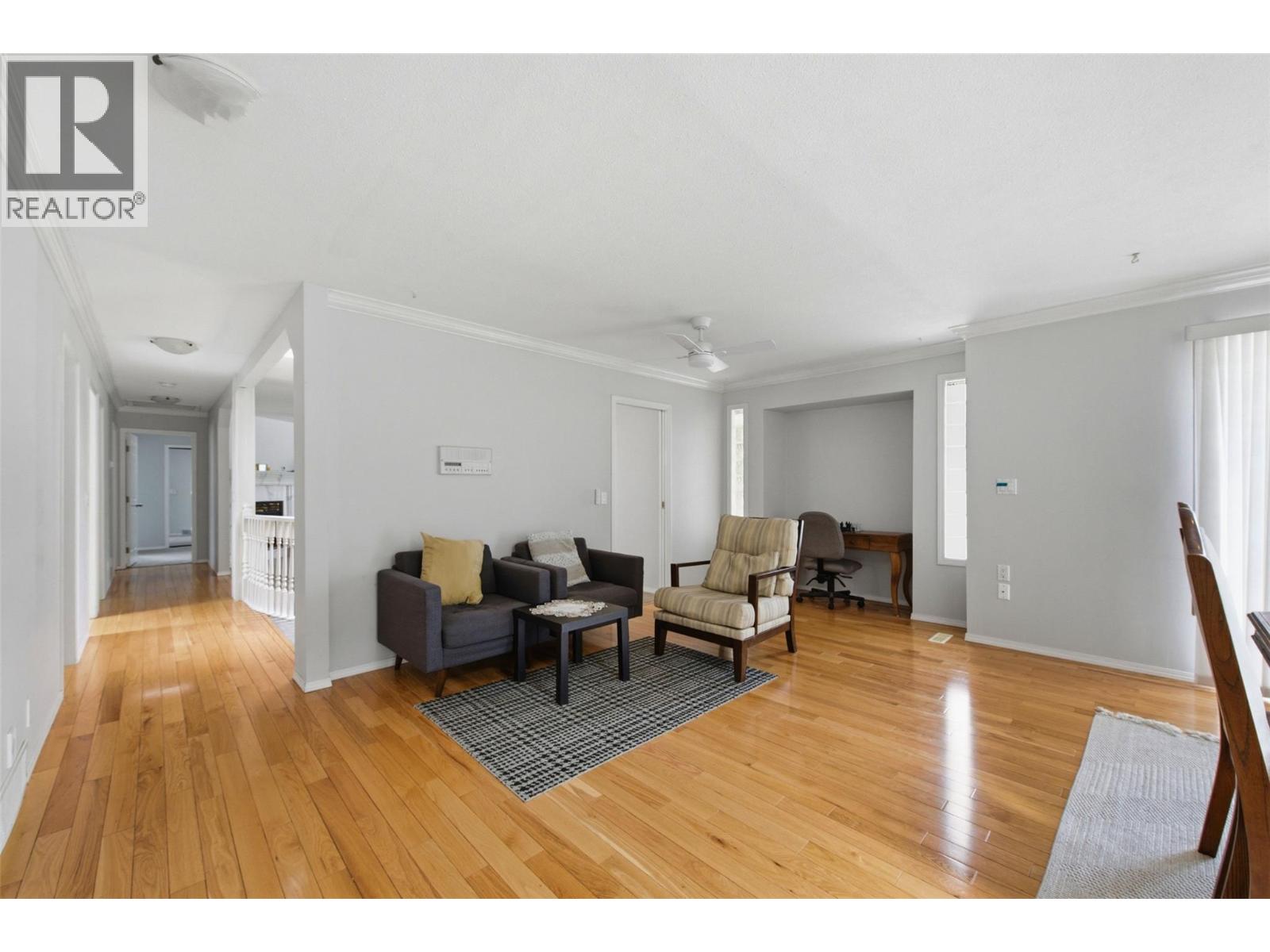 417 Wigglesworth Crescent Property Photo 25