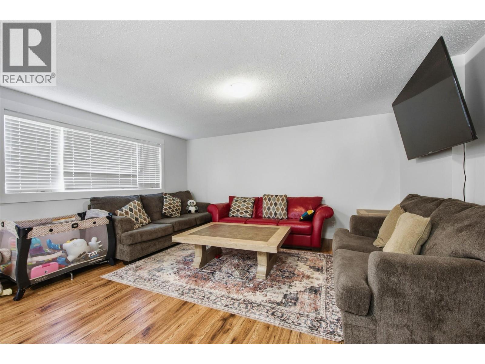 417 Wigglesworth Crescent Property Photo 40