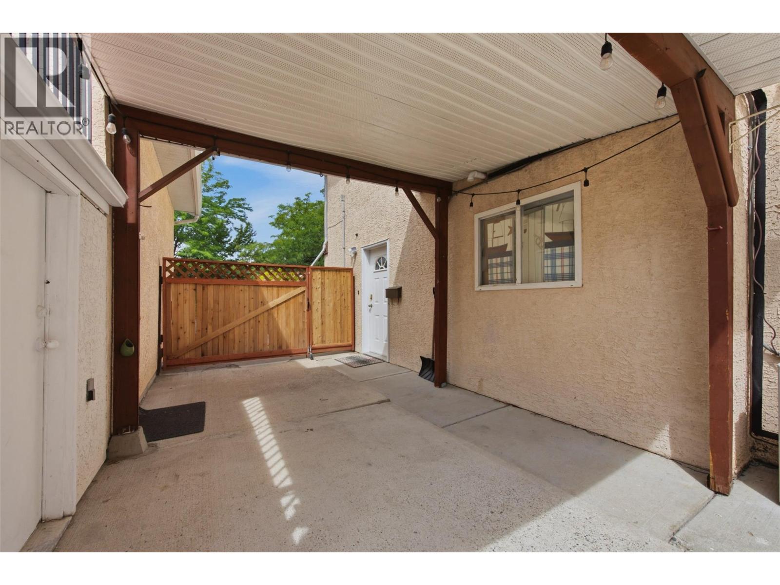 417 Wigglesworth Crescent Property Photo 46
