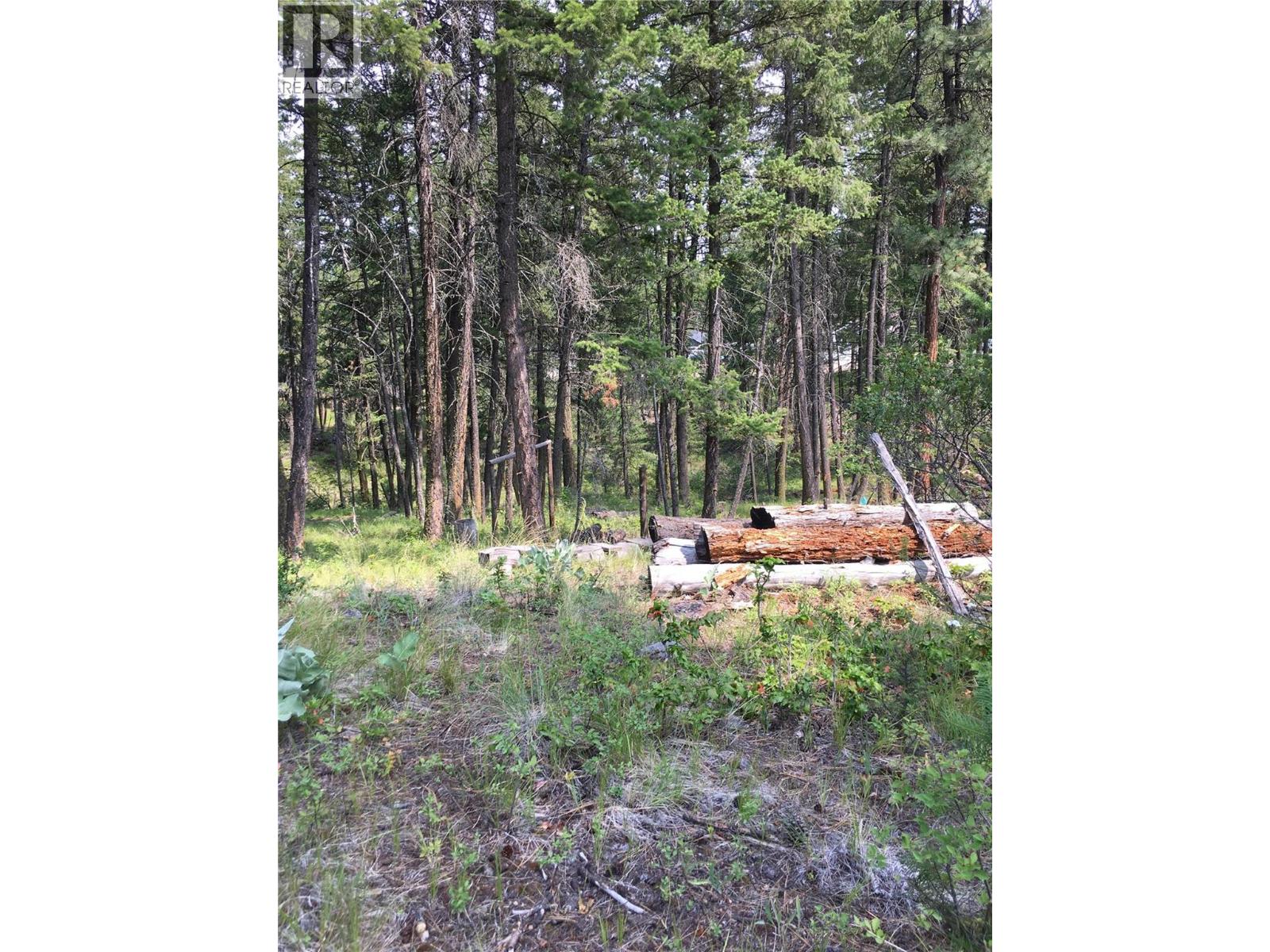 680 Fairbridge Road Property Photo 13