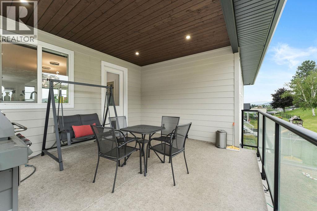 1065 Edgehill Place Property Photo 29