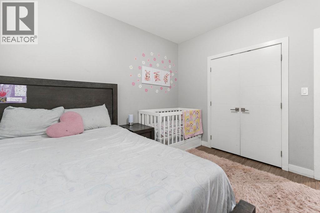 1065 Edgehill Place Property Photo 37