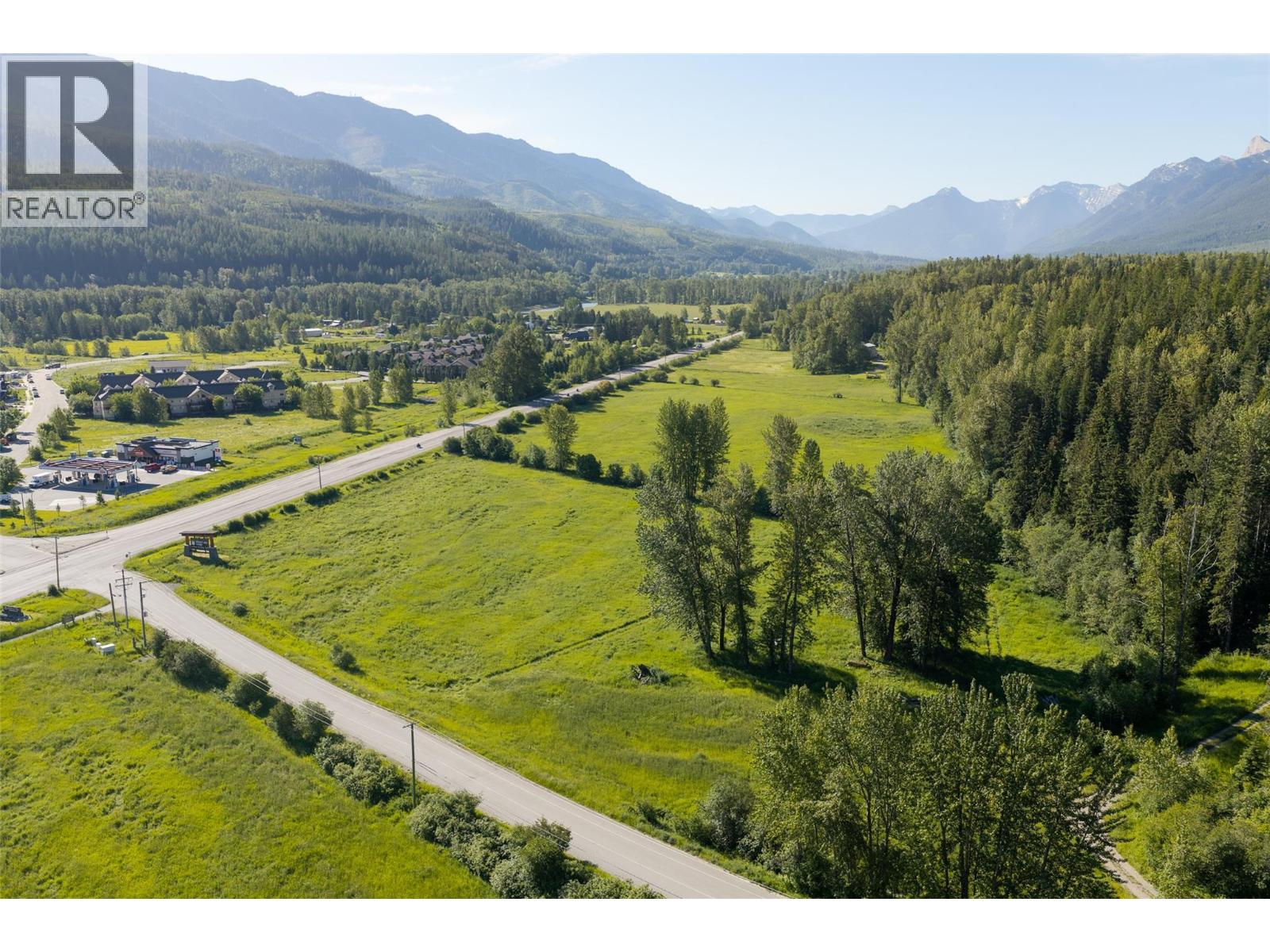 Mt. Fernie Provincial Park Road Unit# A Property Photo 7
