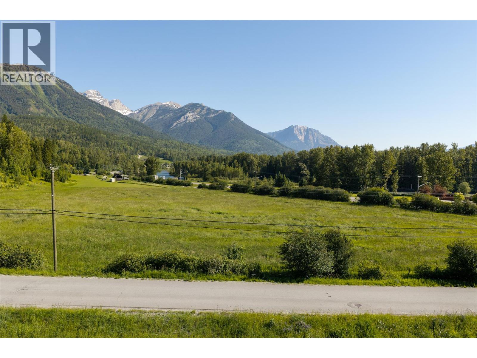 Mt. Fernie Provincial Park Road Unit# A Property Photo 12