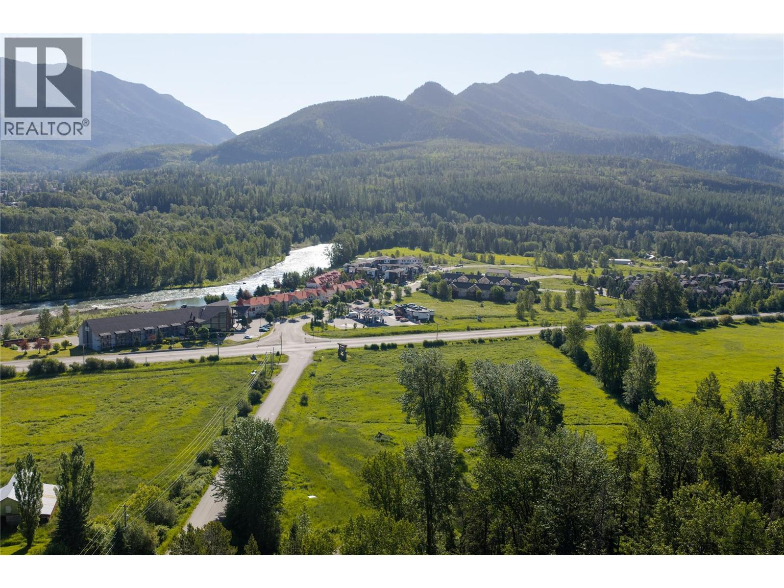 Mt. Fernie Provincial Park Road Unit# A Property Photo 13